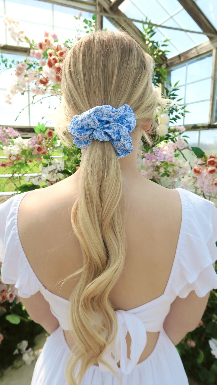 FORGET ME NOT - Printed Silk Scrunchie
