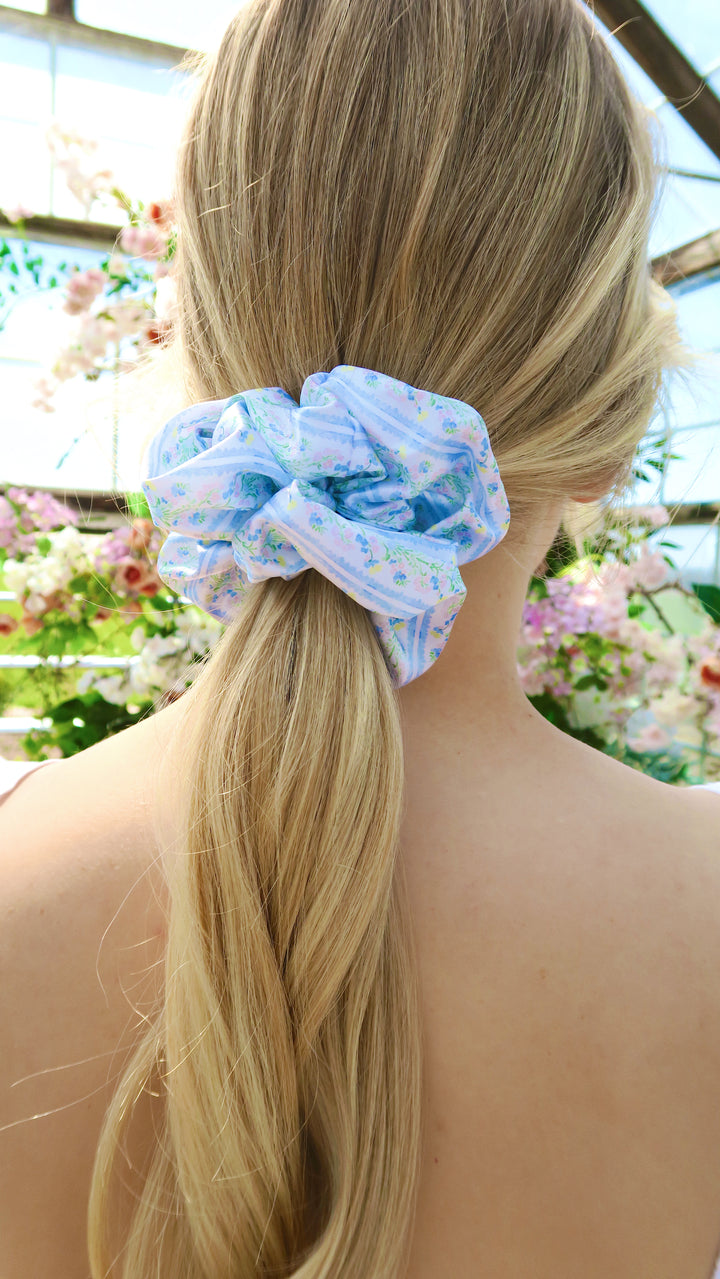 GARDEN PARTY - Printed Silk Scrunchie