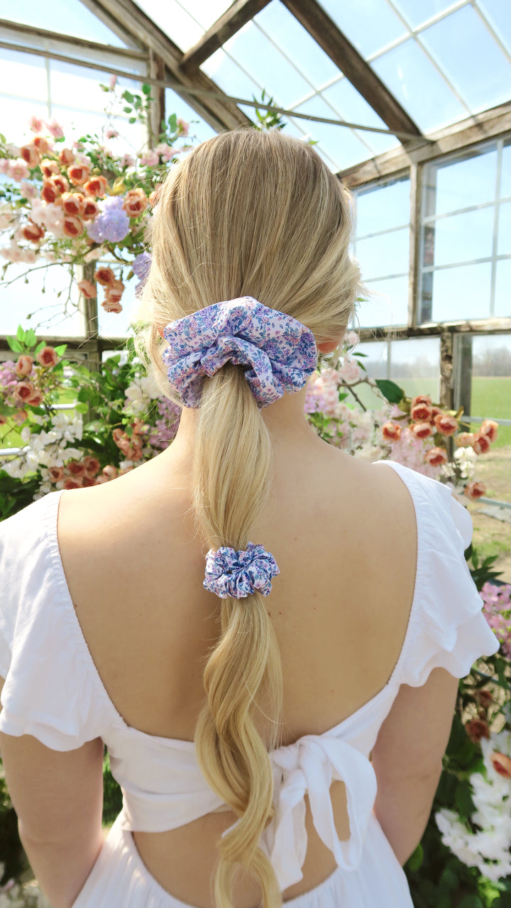 VIOLET MEADOWS - Printed Silk Scrunchie