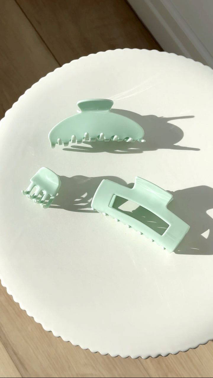 SQUARE CLAW CLIP - PISTACHIO