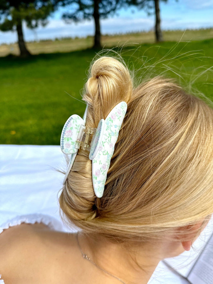 ROUNDED CLAW CLIP - SPRING BLOOM - Beyond Scrunchies