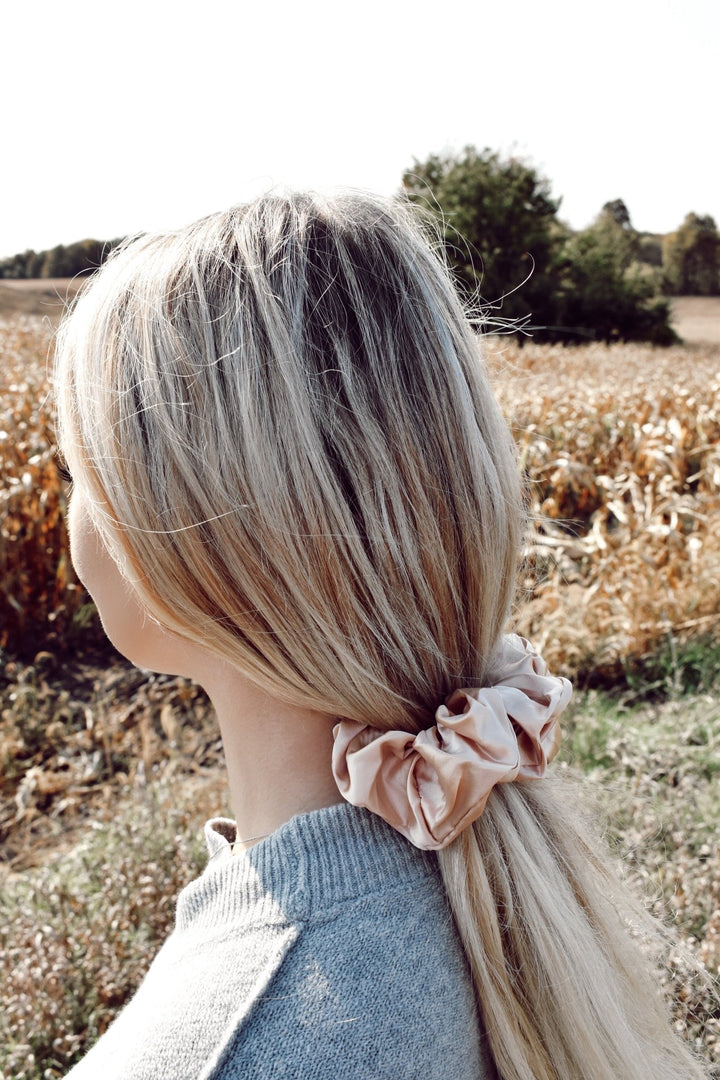 CHAMPAGNE - Mulberry Silk Scrunchie - Beyond Scrunchies