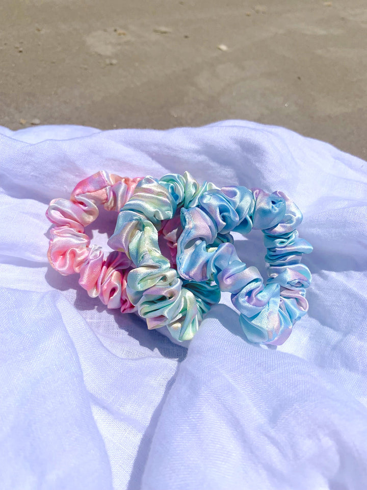 FIJI - Silk Skinny Scrunchie - Beyond Scrunchies