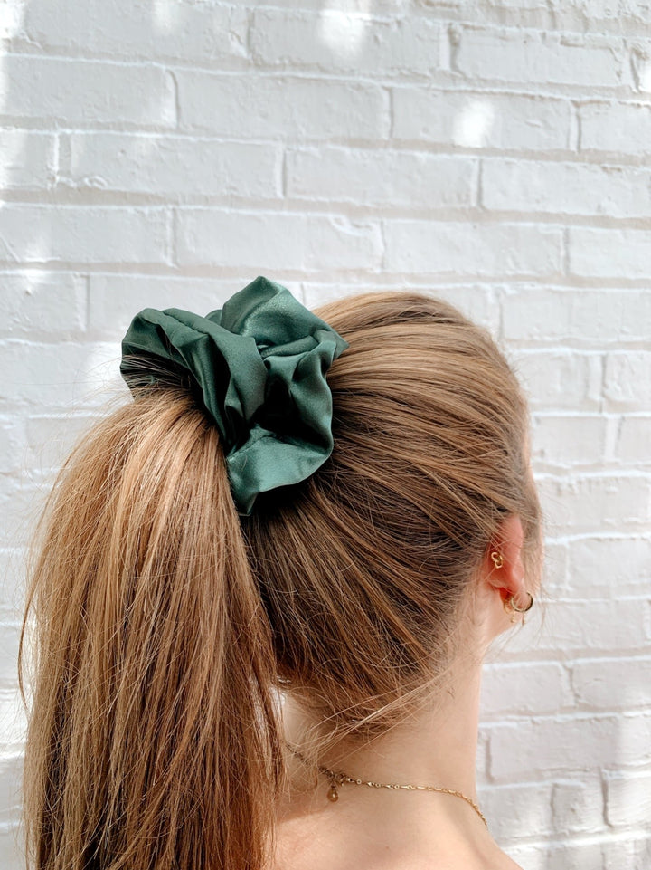 HUNTER - Mulberry Silk Scrunchie - Beyond Scrunchies