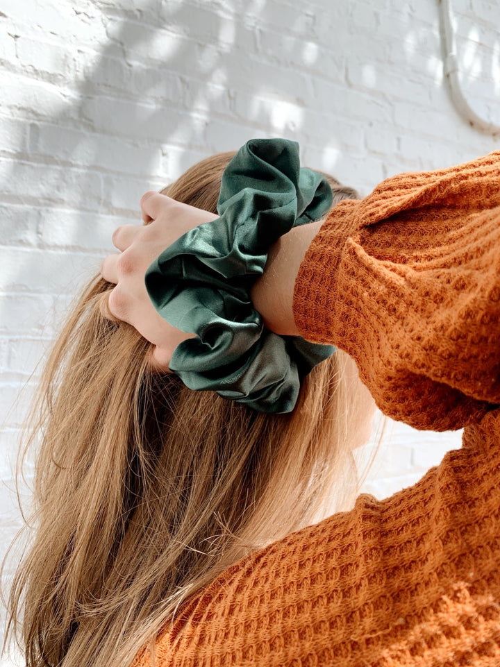 HUNTER - Mulberry Silk Scrunchie - Beyond Scrunchies