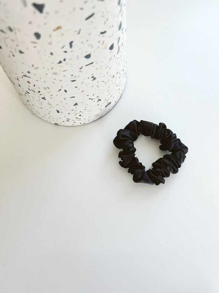 ONYX - Silk Skinny Scrunchie - Beyond Scrunchies