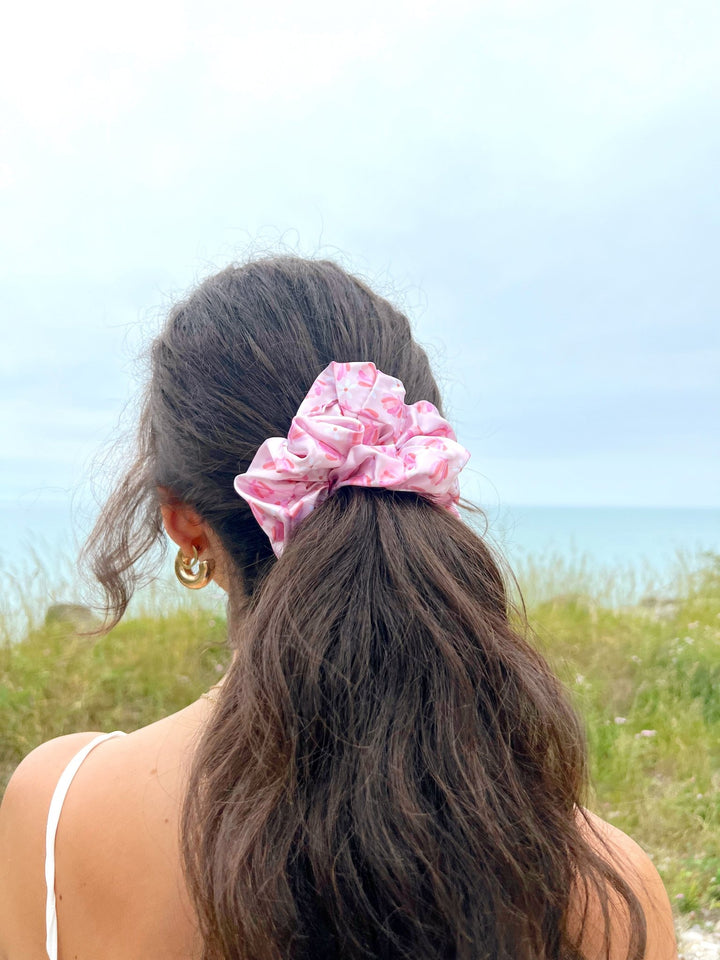 PINK SEASHELLS - Printed Silk Scrunchie - Beyond Scrunchies