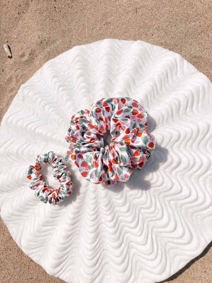 STRAWBERRY FIELDS - Silk Skinny Scrunchie - Beyond Scrunchies