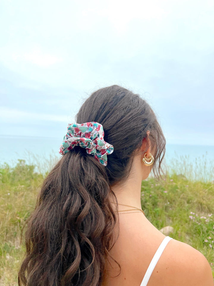 TROPICAL FLORALS - Printed Silk Scrunchie - Beyond Scrunchies