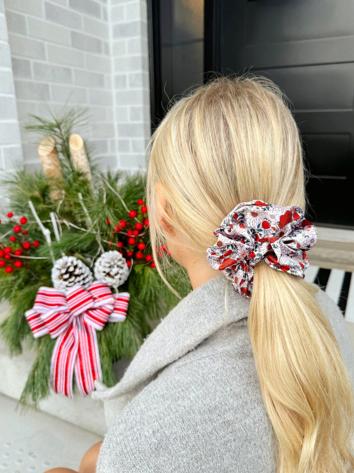 WHITE CHRISTMAS FLORAL - Mulberry Silk Scrunchie - Beyond Scrunchies