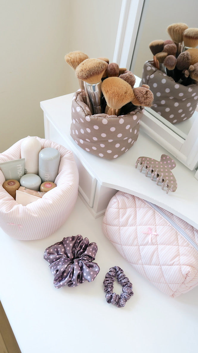 LARGE PUFF BUCKET ORGANIZER - PINK STRIPES