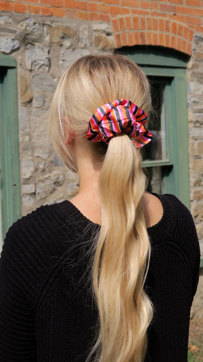HALLO-STRIPES - Printed Silk Scrunchie