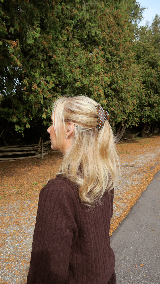 ROUNDED CLAW CLIP - TOASTED POLKADOT
