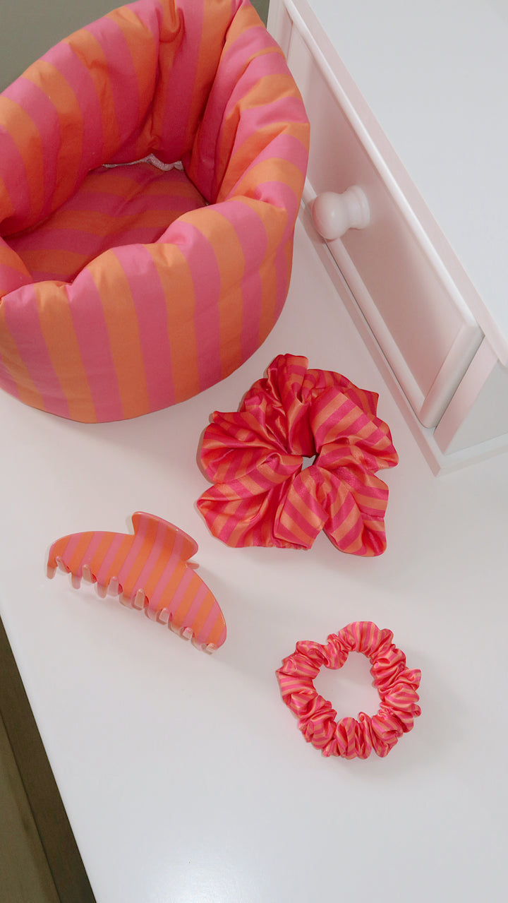 ROUNDED CLAW CLIP - CABANA STRIPE