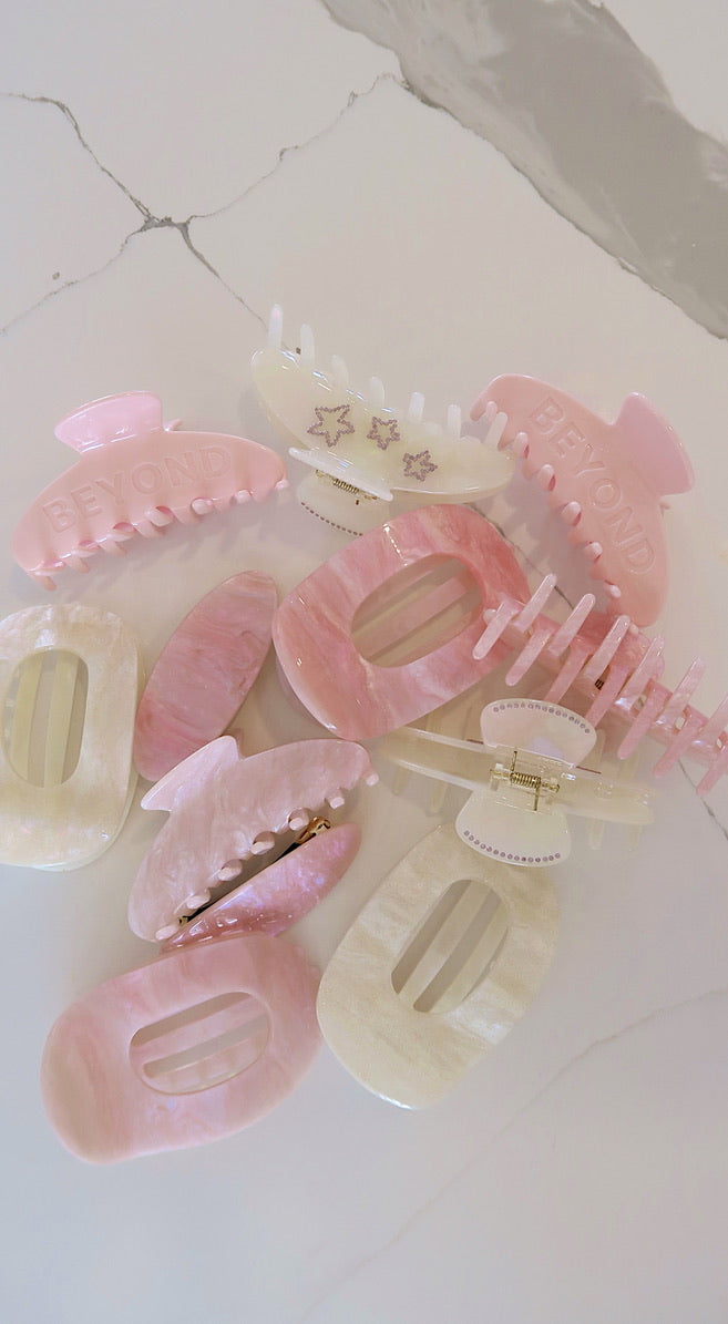 ROUNDED CLAW CLIP - BIRTHDAY WISHES!