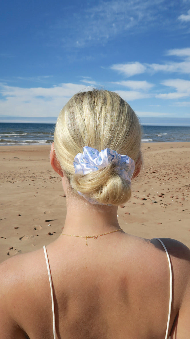 BLUE HYDRANGEA - Printed Silk Scrunchie