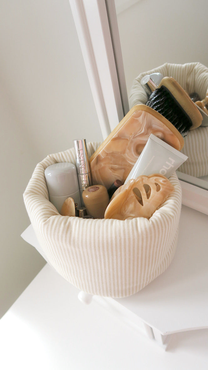 LARGE PUFF BUCKET ORGANIZER - BEIGE STRIPES