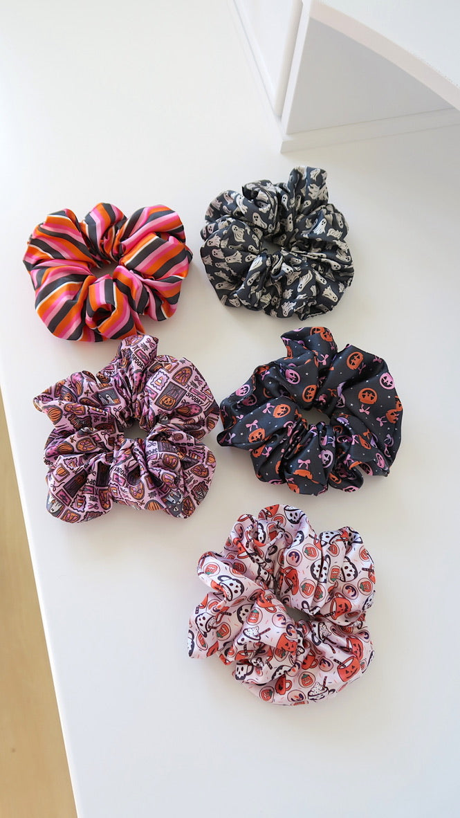 HALLO-STRIPES - Printed Silk Scrunchie
