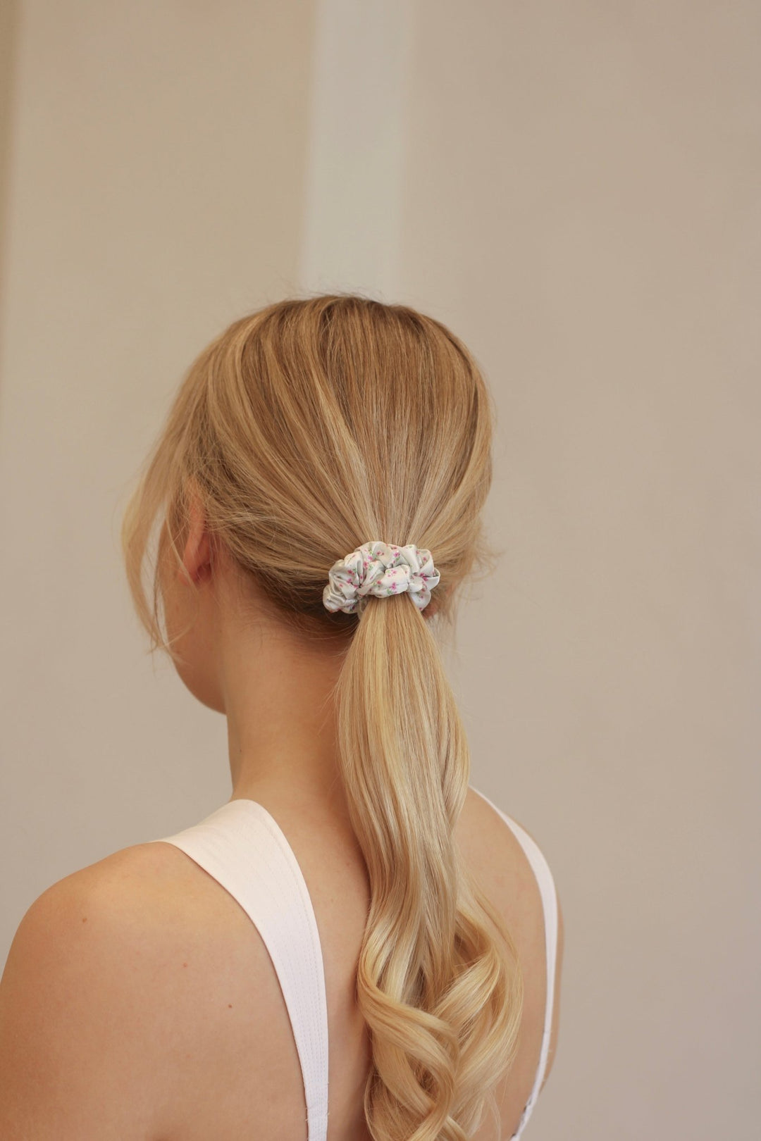 DAINTY GREEN FLORAL - Silk Skinny Scrunchie - Beyond Scrunchies