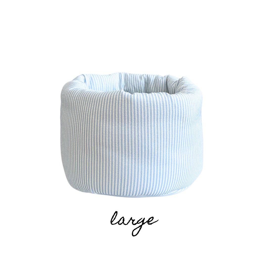 LARGE PUFF BUCKET ORGANIZER - BLUE STRIPES