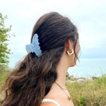 ROUNDED PRINTED CLAW CLIP - BLUE FLORAL - Beyond Scrunchies