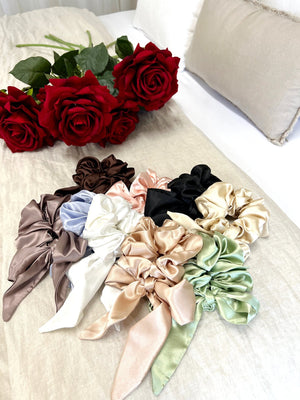 SILK SCARF & SCRUNCHIE BUNDLE - Milk - Beyond Scrunchies