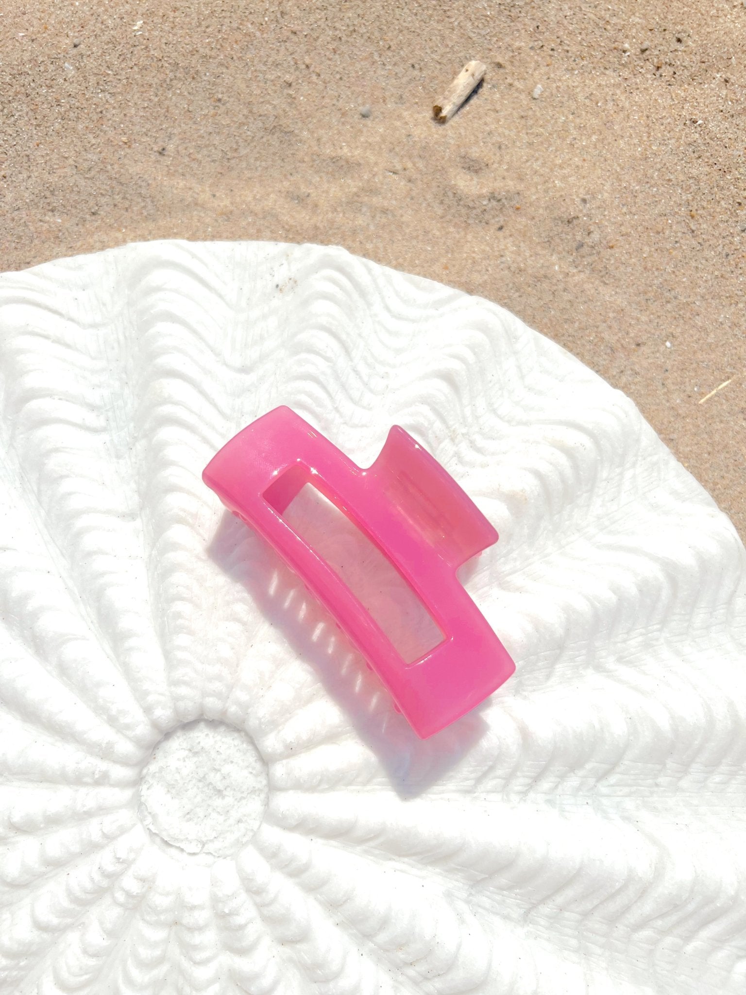 SQUARE CLAW CLIP - BARBIE PINK - Beyond Scrunchies
