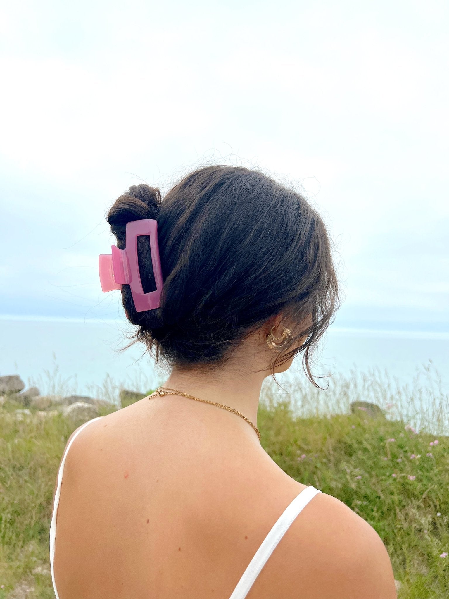 SQUARE CLAW CLIP - BARBIE PINK - Beyond Scrunchies