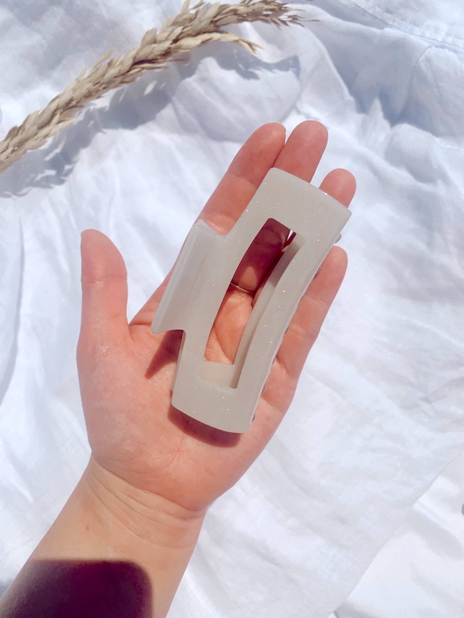 SQUARE CLAW CLIP - SUGAR - Beyond Scrunchies