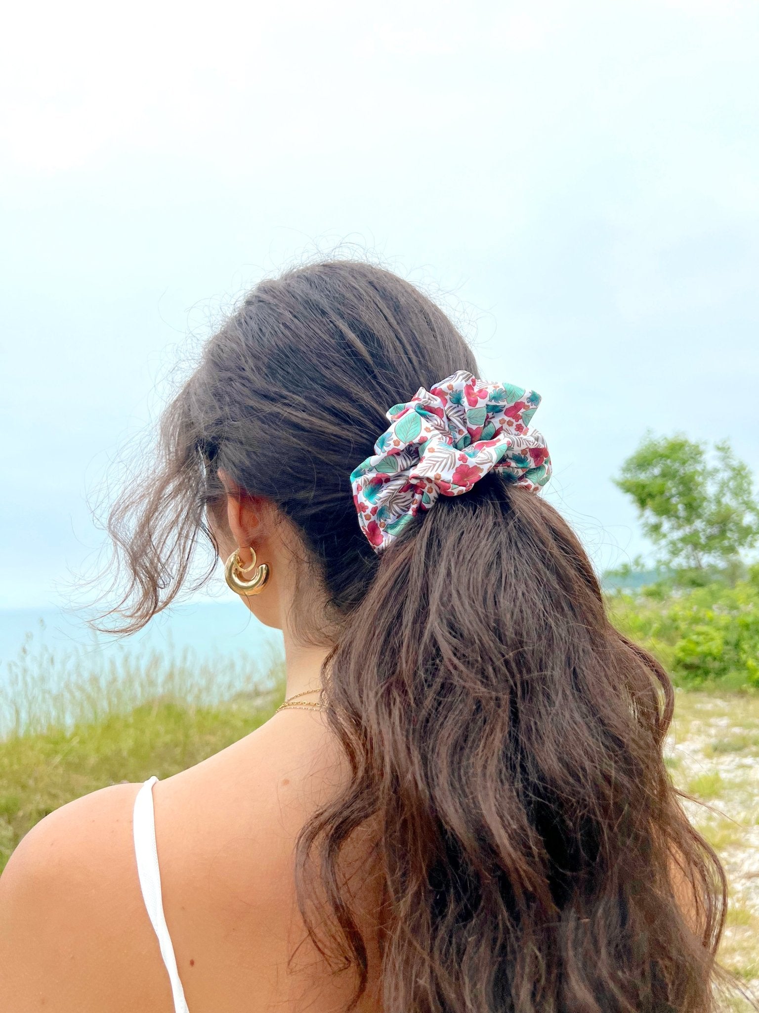 TROPICAL FLORALS - Printed Silk Scrunchie - Beyond Scrunchies