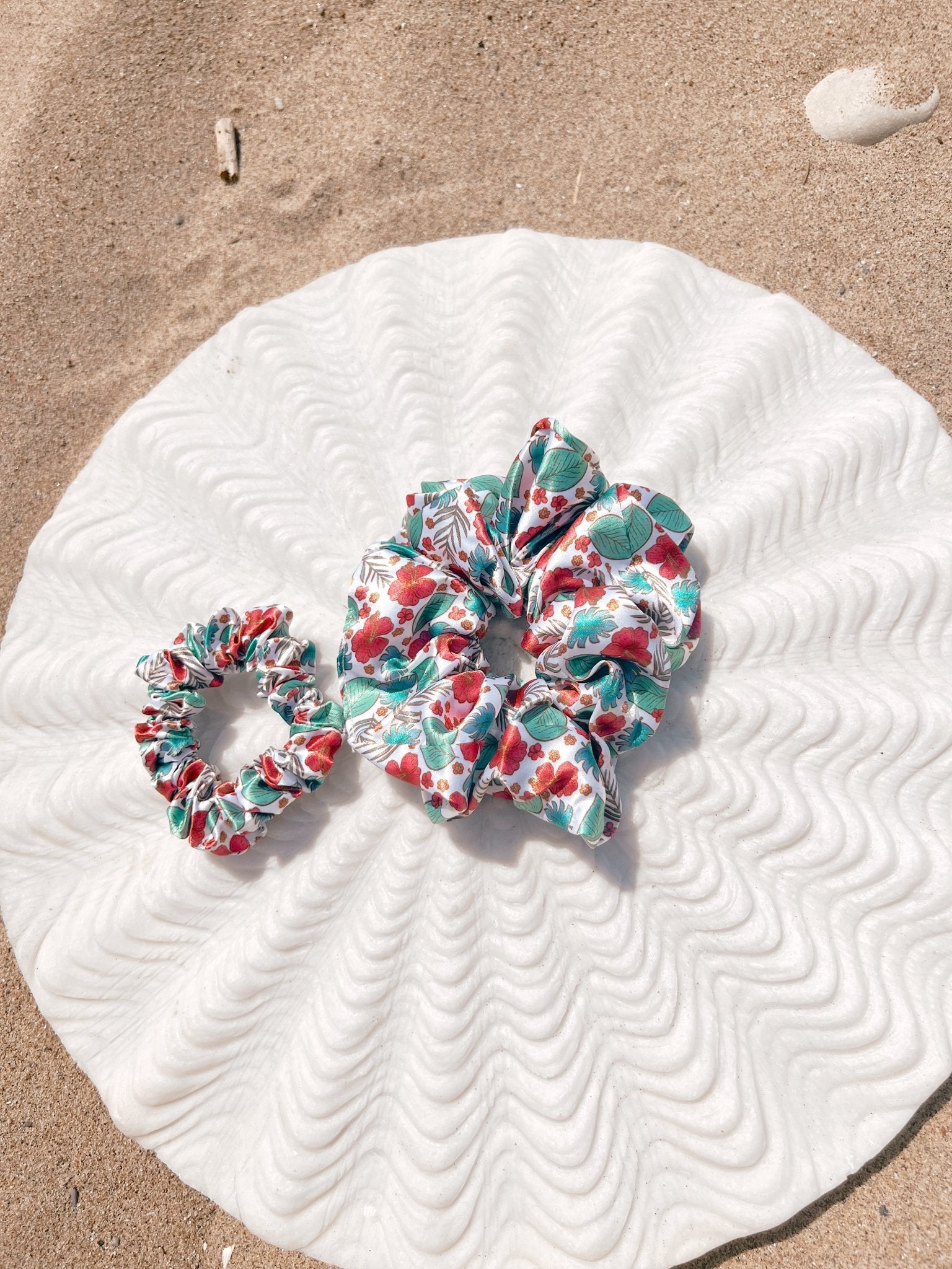 TROPICAL FLORALS - Printed Silk Scrunchie - Beyond Scrunchies